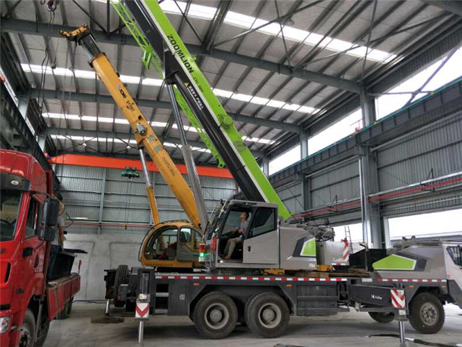 滨海新区高空车出租需要注意哪些安全事项？